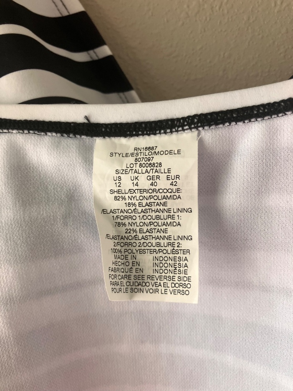 NWT Swim Solutions Striped Tummy Control One-Piece Size 12 - Picture 8 of 9